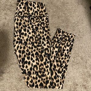 Victoria’s Secret leopard print workout leggings